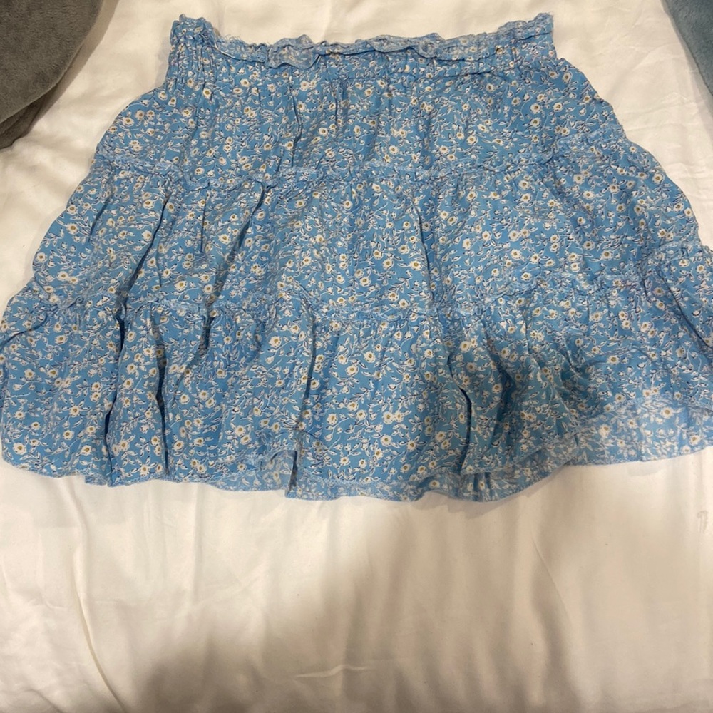Blue floral ruffle mini skirt